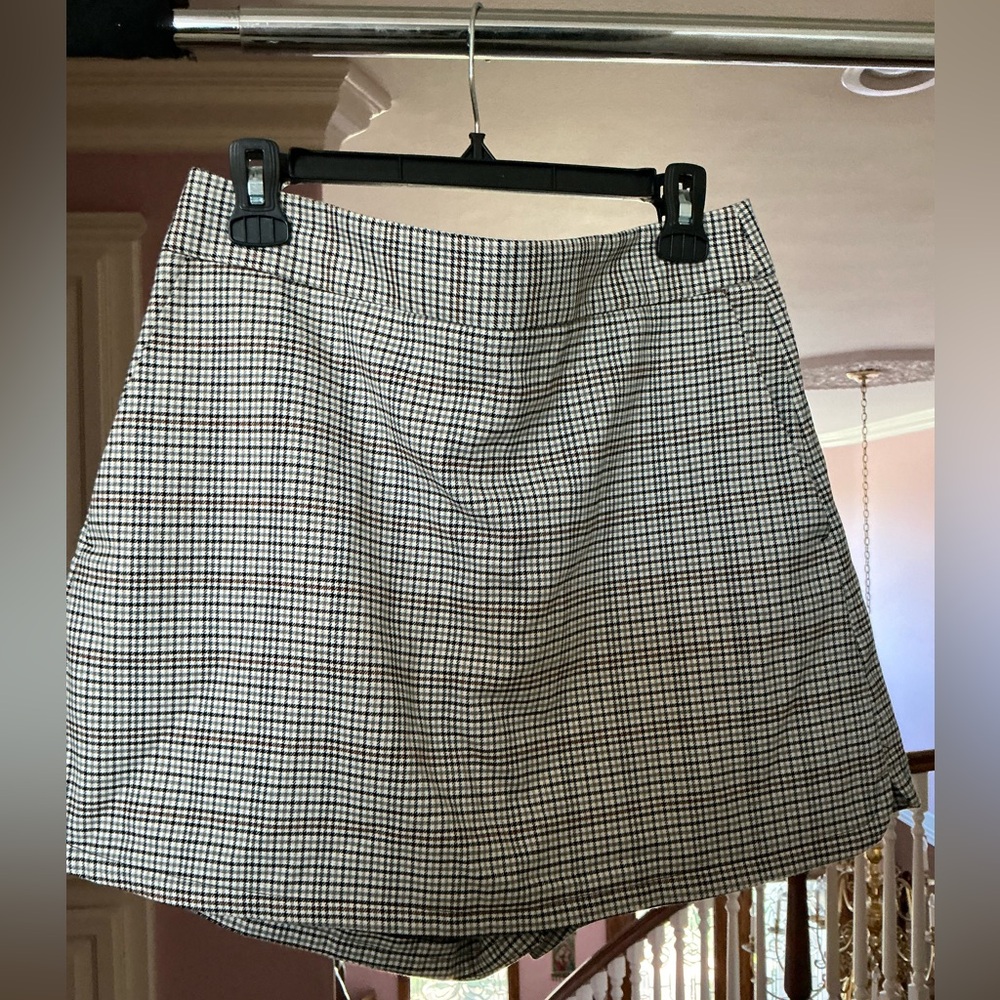 NEW plaid skort